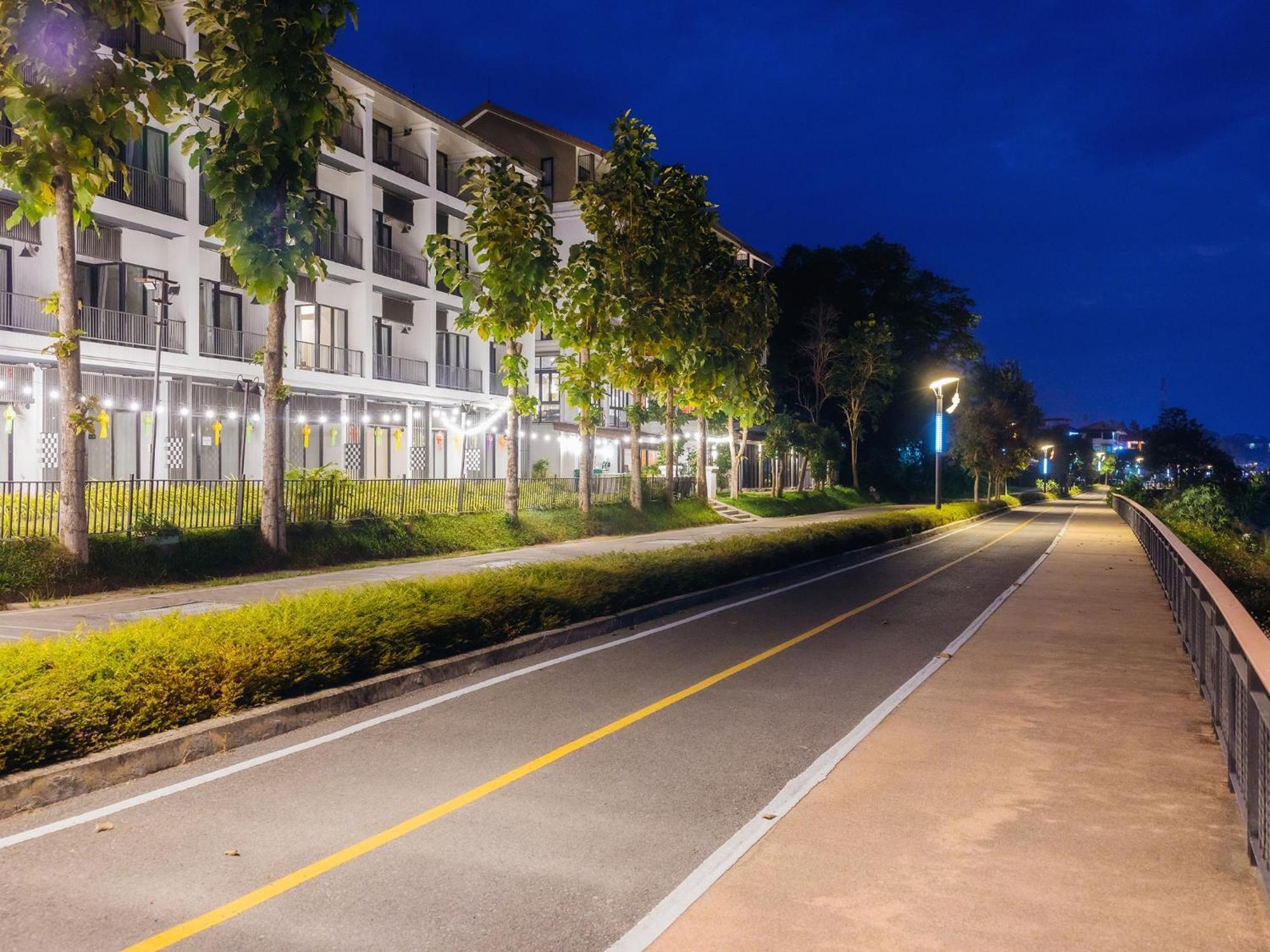 Fortune Riverview Hotel Чианг Кхонг Экстерьер фото