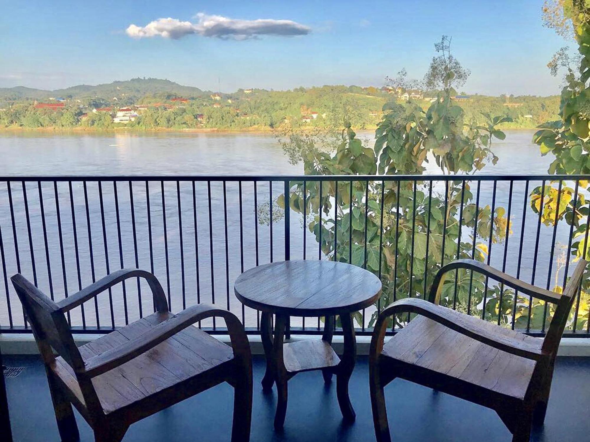 Fortune Riverview Hotel Чианг Кхонг Экстерьер фото