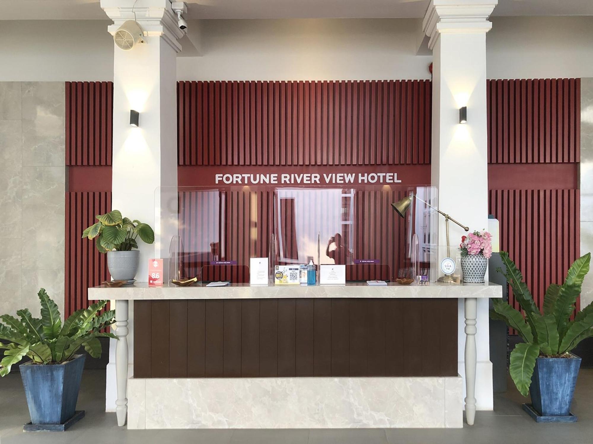 Fortune Riverview Hotel Чианг Кхонг Экстерьер фото