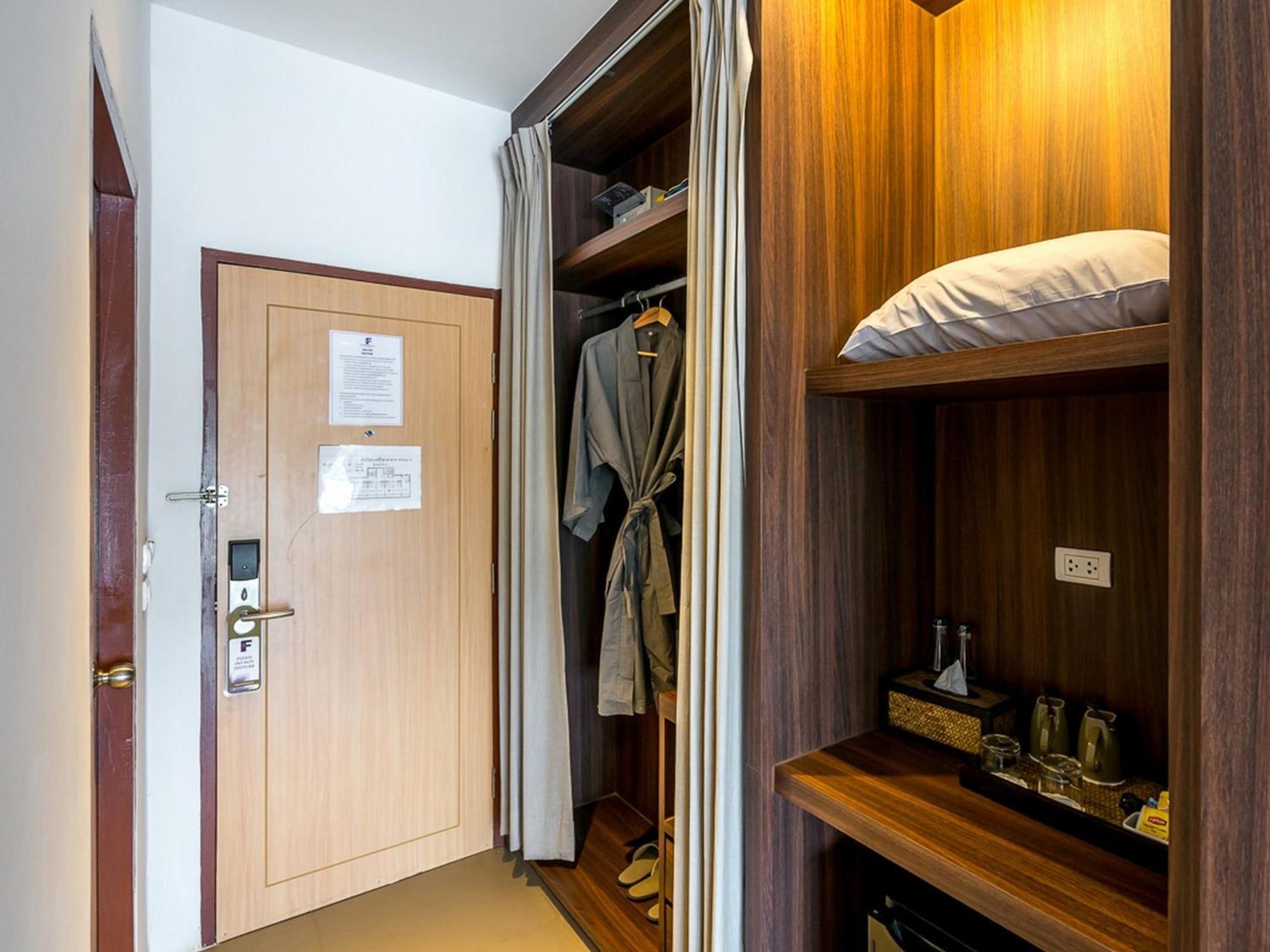 Fortune Riverview Hotel Чианг Кхонг Экстерьер фото